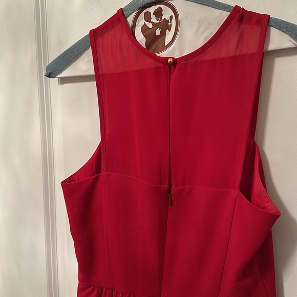 Red sleeveless cocktail dress with gold button - Picture 3 of 4